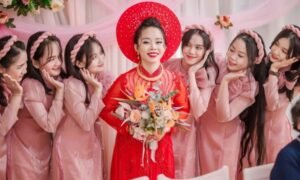 Đám cưới nhà gái có bưng quả không?